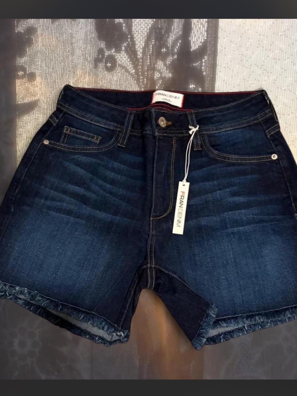 NWT Fran Denim "Lauren" Athletic Fit Shorts Size 26